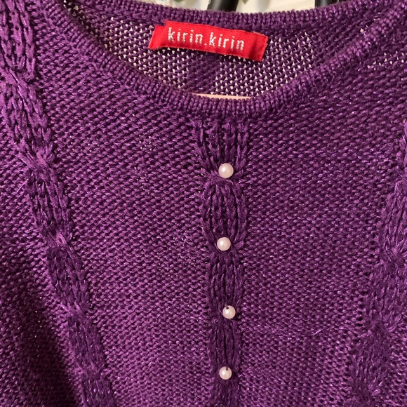 Sweater/Top - Picture 5 of 8